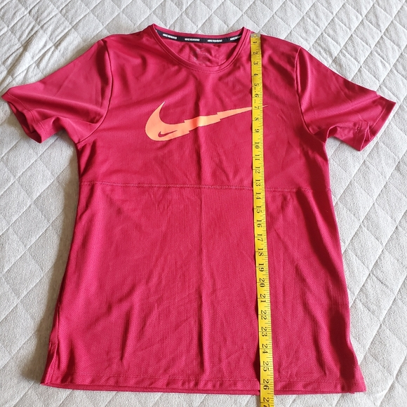 ⭐4/$20 Nike Men's Run Breathe T-shirtSmall - Picture 9 of 9